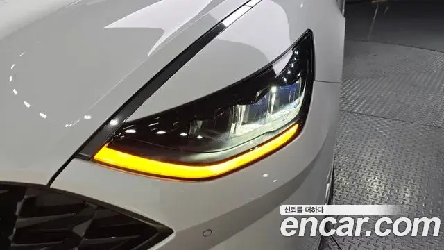 Hyundai Sonata Hybrid 2022 — ფოტო 23/30