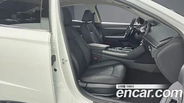 Hyundai Sonata Hybrid 2022 — ფოტო 5/30