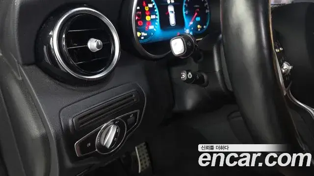 Mercedes-Benz GLC-Class 2022 — Şəkil 16/31