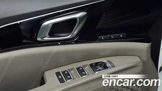 Kia Carnival 2025 — Şəkil 32/32