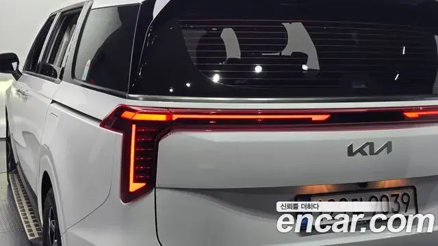 Kia Carnival 2025 — Şəkil 15/32