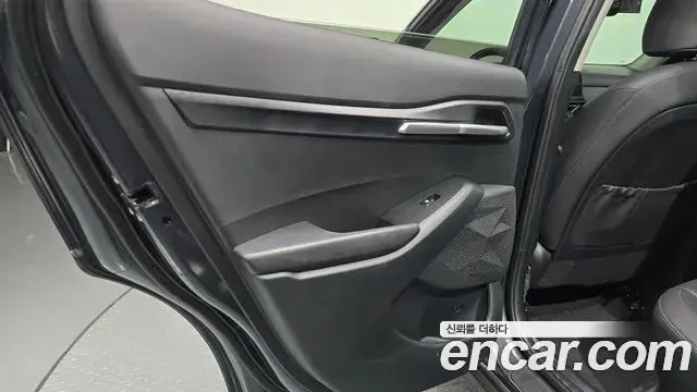 Kia Seltos 2023 — Photo 5/30