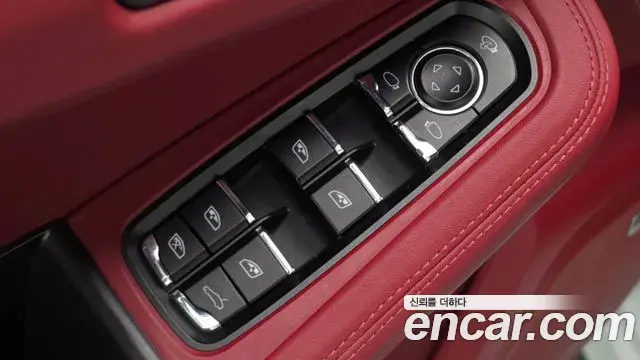 Porsche Macan 2022 — Şəkil 30/30