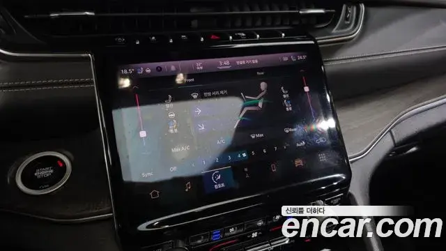 Jeep Grand Cherokee 2021 — ფოტო 28/38