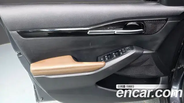 Kia Seltos 2021 — Şəkil 17/31