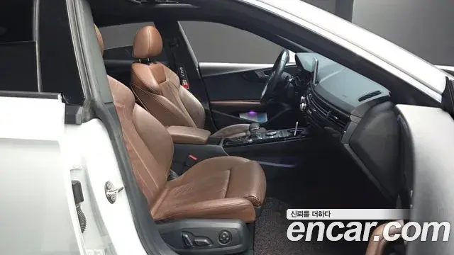 Audi A5 2019 — ფოტო 27/38