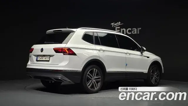 Volkswagen Tiguan Allspace 2018 — ფოტო 9/20