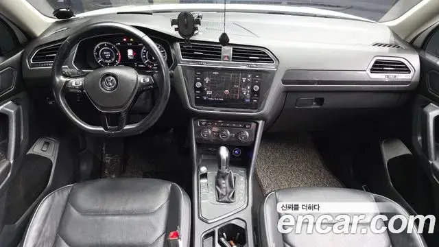 Volkswagen Tiguan Allspace 2018 — ფოტო 11/20