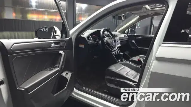 Volkswagen Tiguan Allspace 2018 — ფოტო 10/20