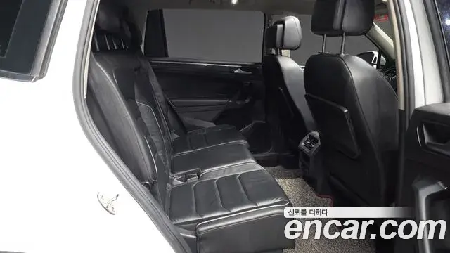 Volkswagen Tiguan Allspace 2018 — ფოტო 3/20