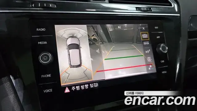 Volkswagen Tiguan Allspace 2018 — ფოტო 14/20