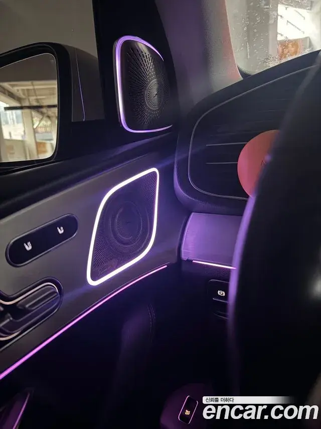 Mercedes-Benz GLE-Class 2019 — ფოტო 4/10