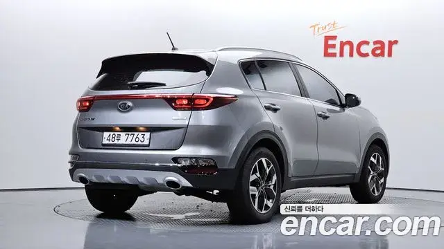 Kia Sportage The Bold 2019 — ფოტო 1/32