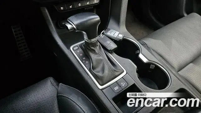 Kia Sportage The Bold 2019 — ფოტო 23/32