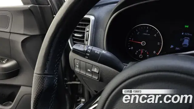 Kia Sportage The Bold 2019 — ფოტო 6/32