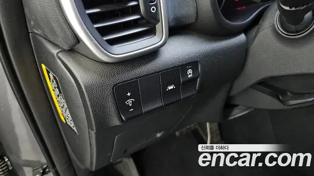 Kia Sportage The Bold 2019 — ფოტო 2/32