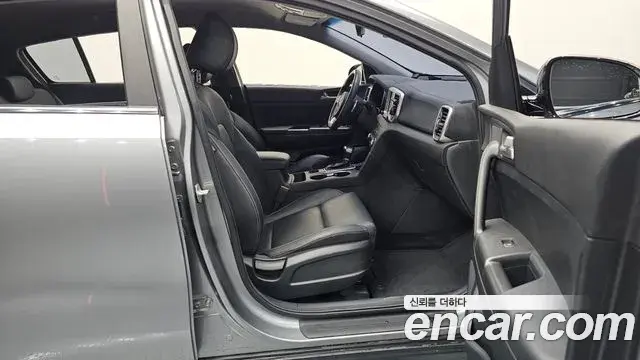 Kia Sportage The Bold 2019 — ფოტო 14/32