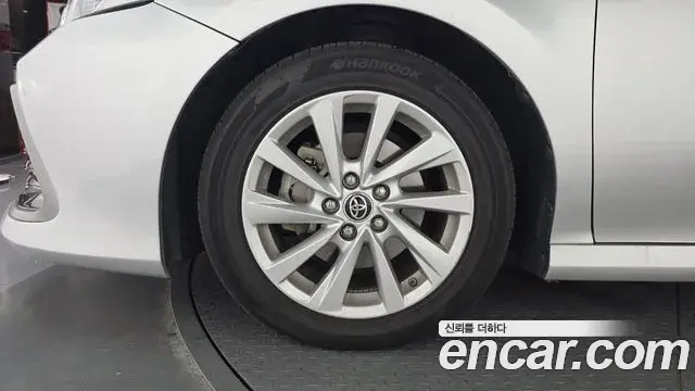 Toyota Camry 2022 — Şəkil 5/20