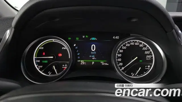 Toyota Camry 2022 — Şəkil 16/20