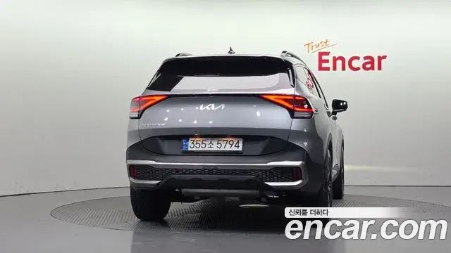 Kia Sportage 2022 — Photo 19/33