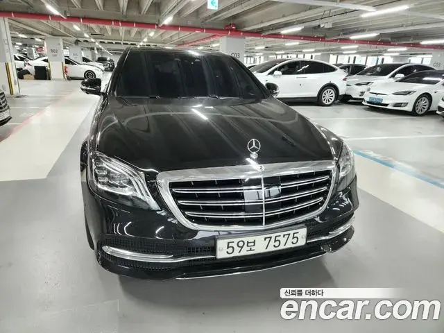 Mercedes-Benz S-Class 2018 — ფოტო 14/20