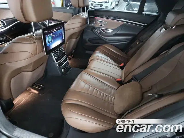 Mercedes-Benz S-Class 2018 — ფოტო 16/20