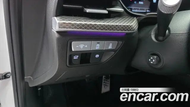 Genesis G80 2022 — Şəkil 19/20