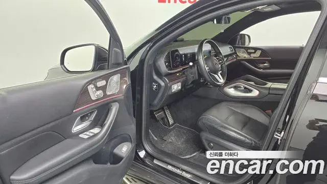 Mercedes-Benz GLE-Class 2021 — Фото 10/20