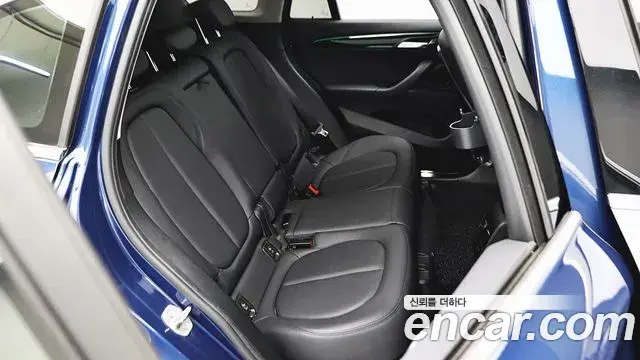 BMW X1 2022 — Şəkil 20/20