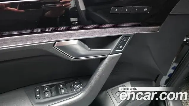 Volkswagen Touareg 2023 — Şəkil 24/30