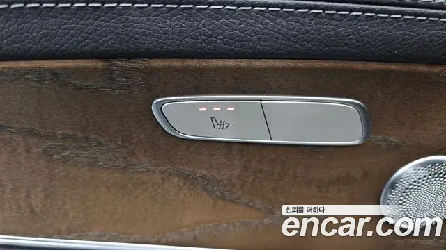 Mercedes-Benz E-Class 2018 — Şəkil 14/30