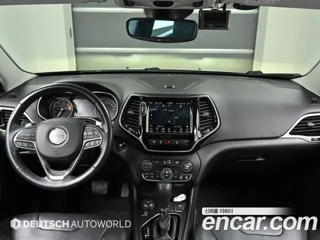 Jeep Cherokee 2021 — Photo 4/20