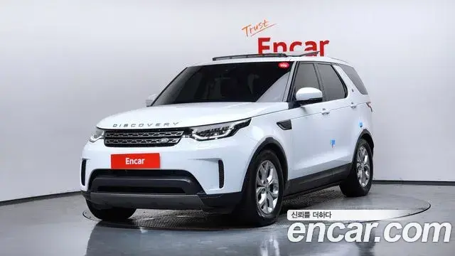 Land Rover Discovery 5 2019 — Фото 1/20