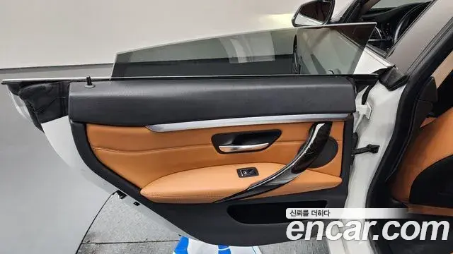 BMW 4 Series 2018 — ფოტო 21/37