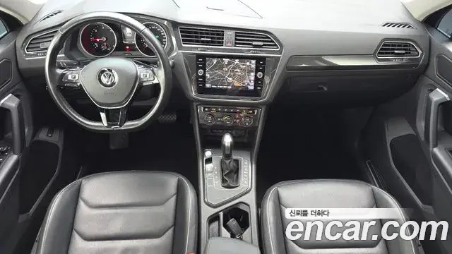 Volkswagen Tiguan 2020 — Şəkil 10/20