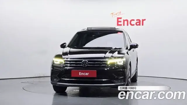 Volkswagen Tiguan 2019 — Фото 3/20