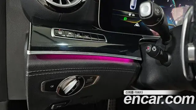 Mercedes-Benz AMG GT 2020 — Фото 18/20