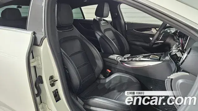 Mercedes-Benz AMG GT 2020 — Photo 2/35