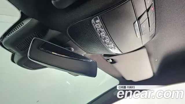 Mercedes-Benz AMG GT 2020 — Photo 18/35