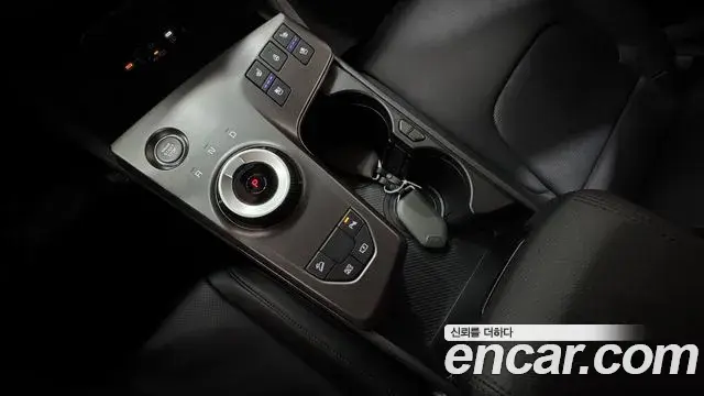 Kia Sportage 2025 — Фото 8/20