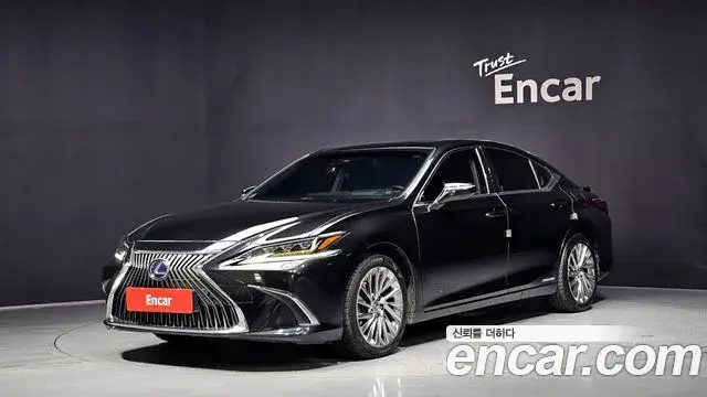 Lexus ES300h 2021 — Şəkil 7/20
