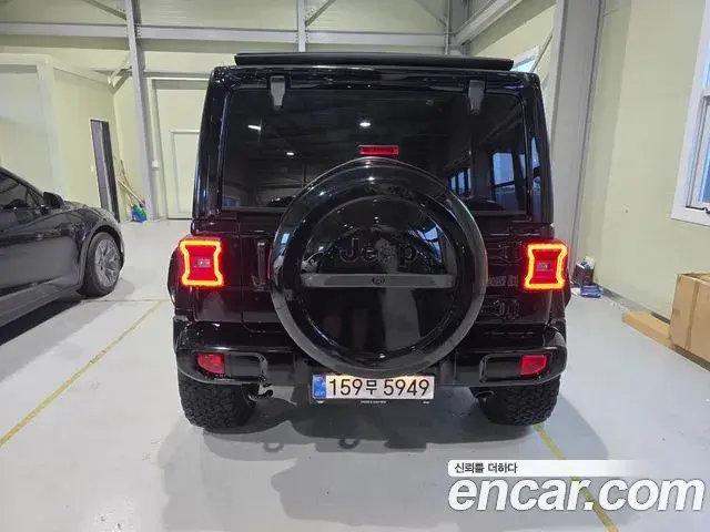 Jeep Wrangler 2025 — Şəkil 12/20