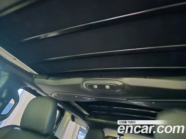 Jeep Wrangler 2025 — Şəkil 10/20