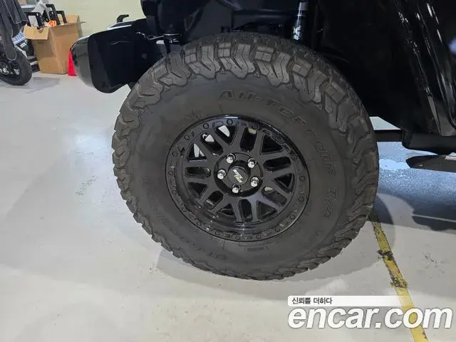 Jeep Wrangler 2025 — Şəkil 7/20