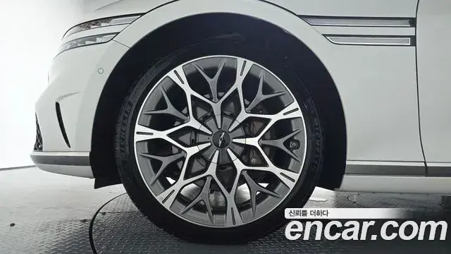 Genesis G90 2024 — Şəkil 41/46