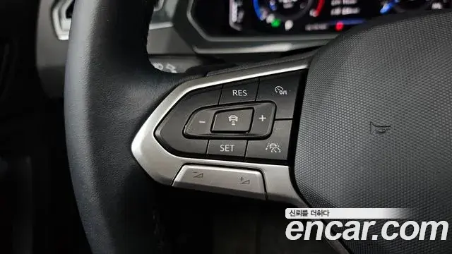 Volkswagen Tiguan 2021 — Şəkil 8/32