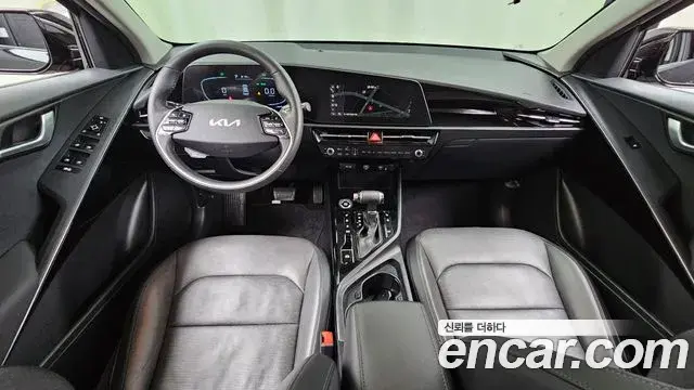 Kia Niro 2022 — Photo 14/30