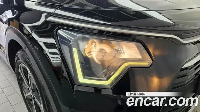 Kia Niro 2022 — Photo 26/30