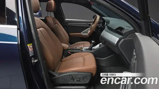 Audi Q3 2020 — Photo 16/33