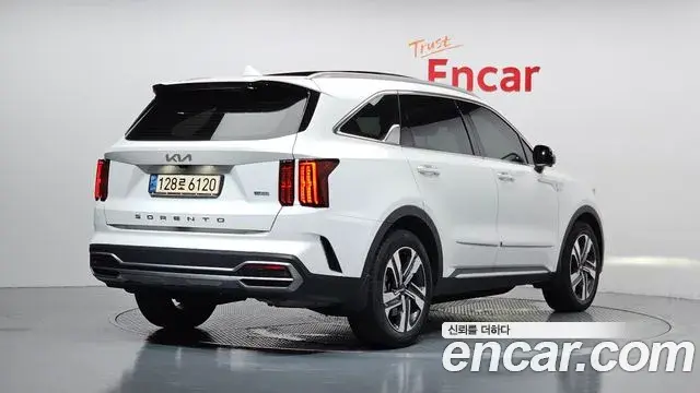 Kia Sorento 2021 — Фото 2/20